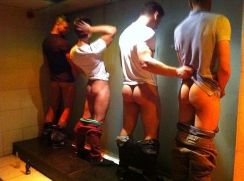 boys peeing