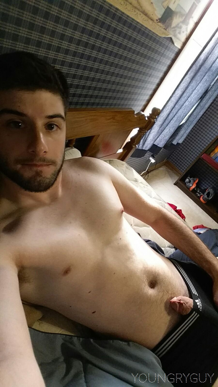 men horny in bed selfie